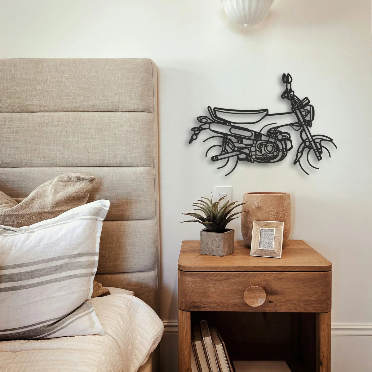 Honda Dax 125 Classic Motorcycle Silhouette Metal Wall Art - Tinvibe