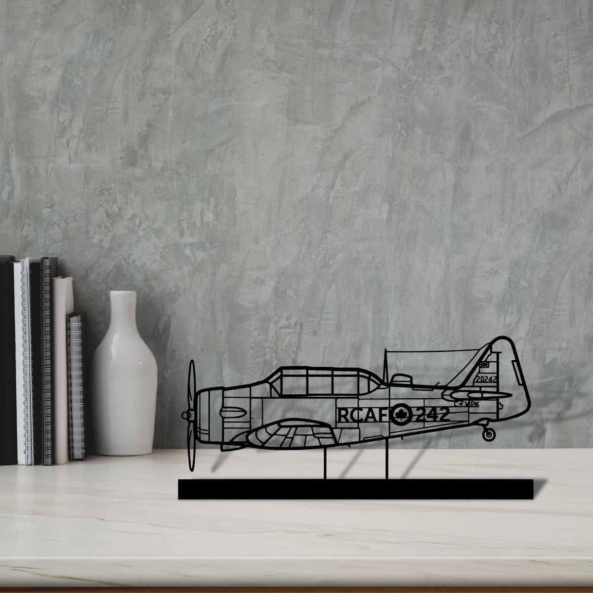 harvard Silhouette Metal Art Stand - Tinvibe
